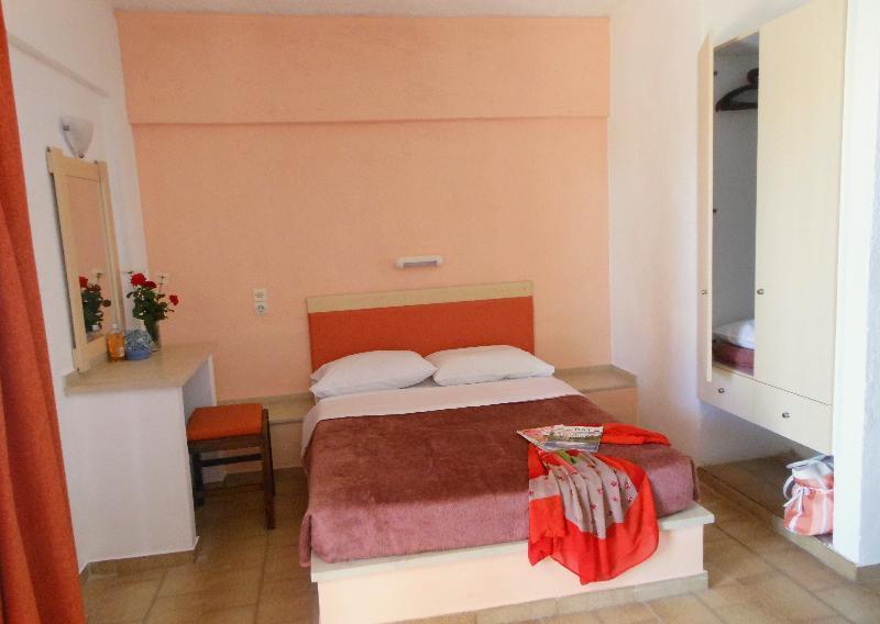 Aspro Hotel Херсонисос Екстериор снимка