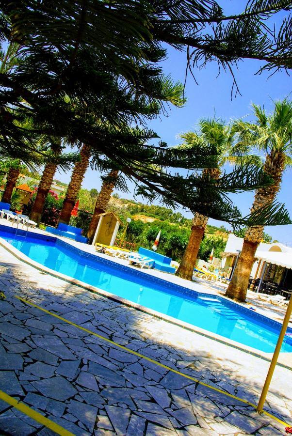 Aspro Hotel Херсонисос Екстериор снимка